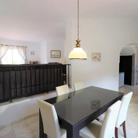 Vale Do Lobo 920 Lovely 3 Bedroom Perfect For Families Close To Amenities Almancil