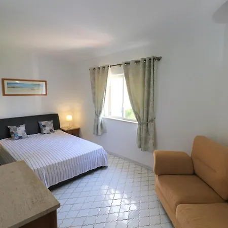 Vale Do Lobo 920 Lovely 3 Bedroom Perfect For Families Close To Amenities *