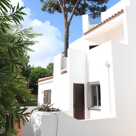Vale Do Lobo 920 Lovely 3 Bedroom Perfect For Families Close To Amenities Villa