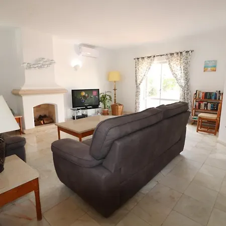 Vale Do Lobo 920 Lovely 3 Bedroom Perfect For Families Close To Amenities